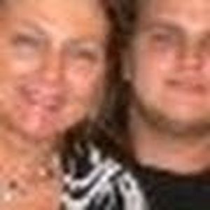 Meet your Posher, Laurie